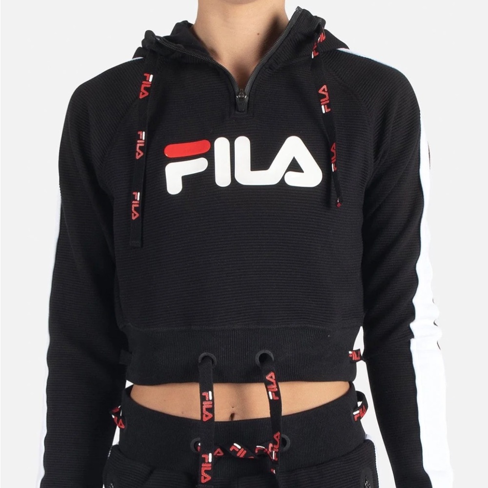 FILA hoodie AURORA CROP HOODIE Size Small Excellent condition